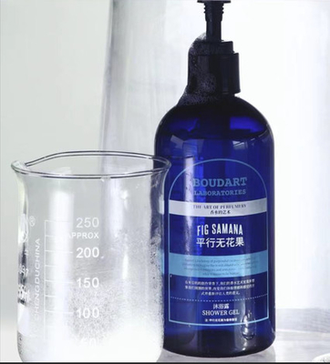 Концентрированный гель для душа из эфирного масла гвоздики с International Klein Blue Design Style