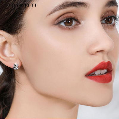 ODM серег серег 925 стержня клевера лист 0.07oz 4 0.7cm стерлинговый серебряный